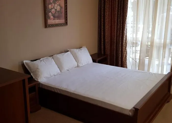 Апартаменты феста първа линия Поморие