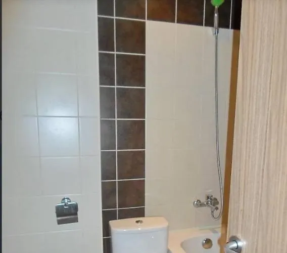 феста първа линия Апартаменты